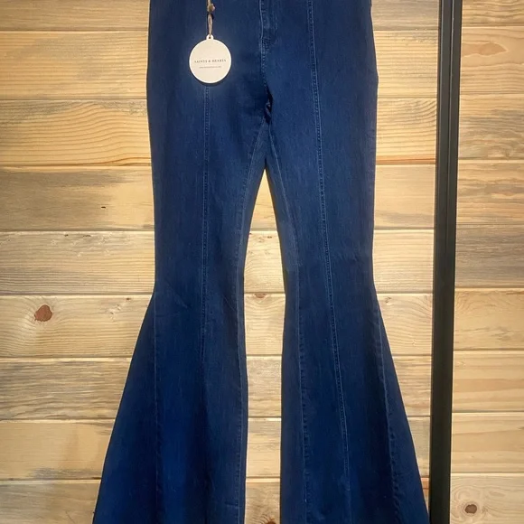 Saint & Hearts NWT suede star flare pants size Large - Picture 4 of 5